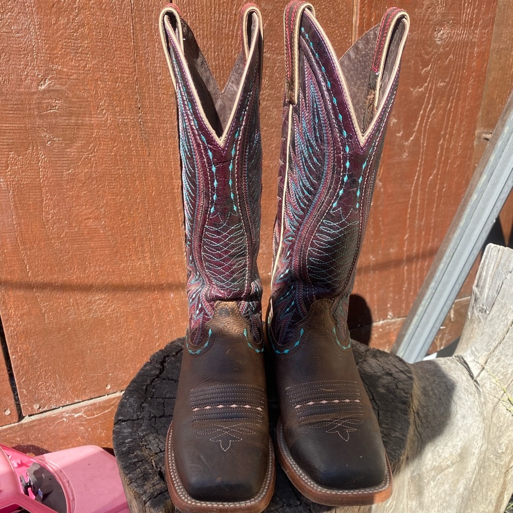 Ariat vaquera size 6.5